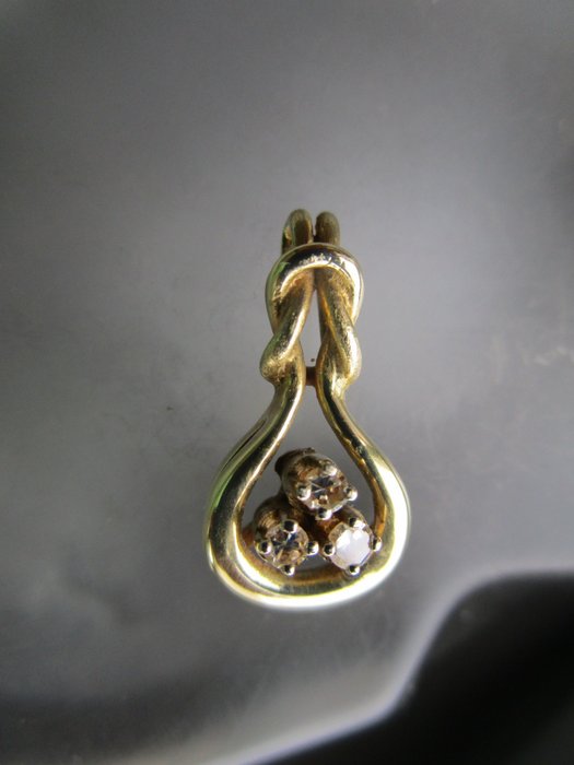 Preview of the first image of 14 kt. Gold - Pendant - Diamonds.