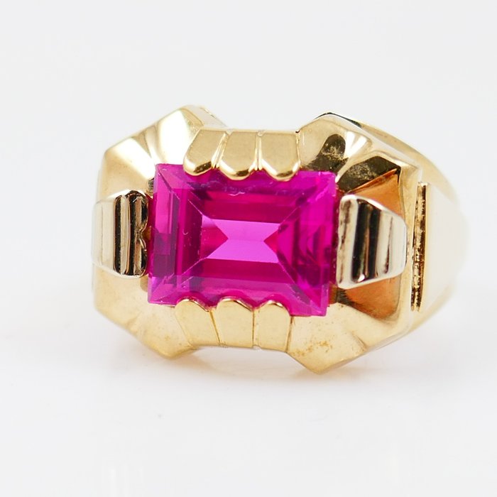 Preview of the first image of 9 kt. Yellow gold - Ring Ruby.