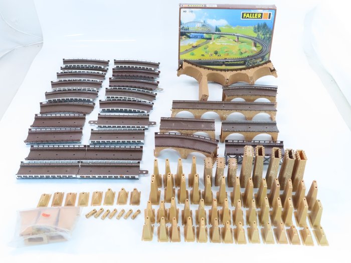 Preview of the first image of Faller H0 - 548 / 120471 - Scenery - Large assortment of bridge parts and piers.