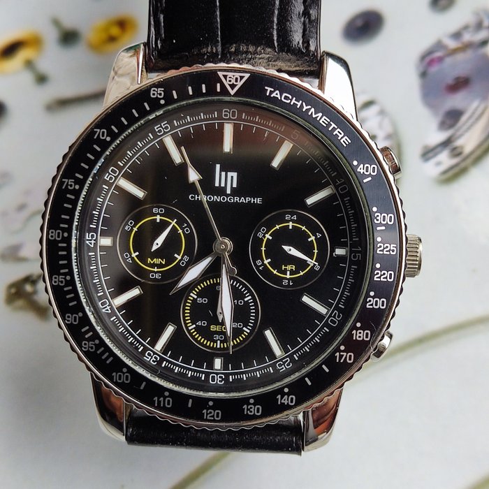Image 2 of Lip - chronograph with tachymeter - LIP1002 - Men - 2011-present