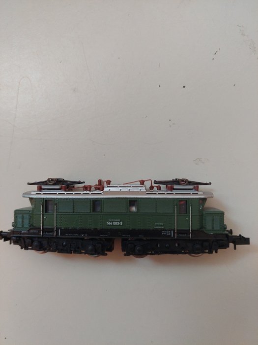 Image 2 of Minitrix N - 51 2033 00 - Electric locomotive - BR 144 - DB