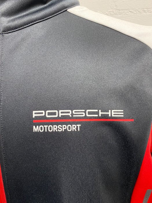 Image 2 of Clothing - Porsche Drivers Selection jas Motorsport Collection.