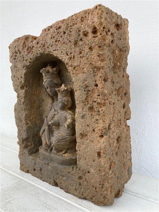 Image 2 of Sculpture, Virgin and child - Limestone - 21st century