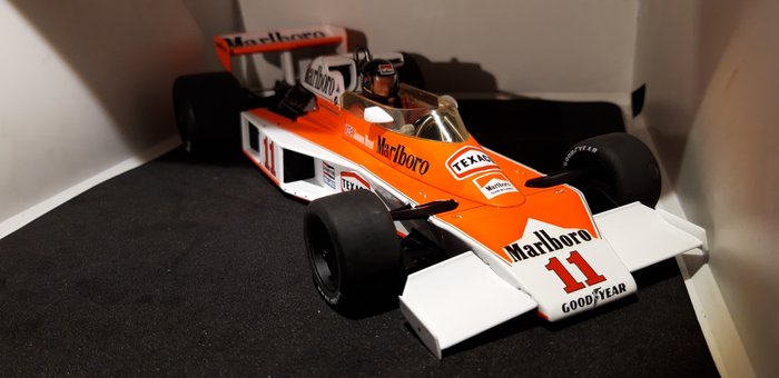 Preview of the first image of MCG - 1:18 - Mc Laren Ford M23 #11 Marlboro uitvoering - Driver:James Hunt 1976 World Champion.