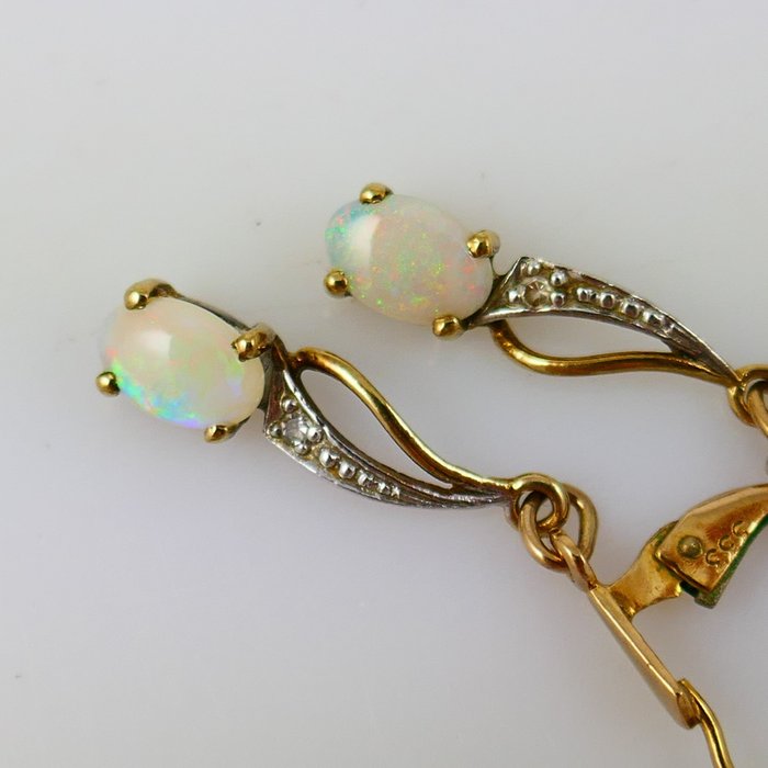 Image 3 of 8 kt. Bicolour, Gold - Earrings Opal - Diamonds