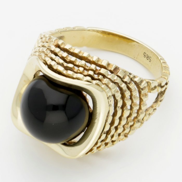Preview of the first image of 14 kt. Gold - Ring Onyx.