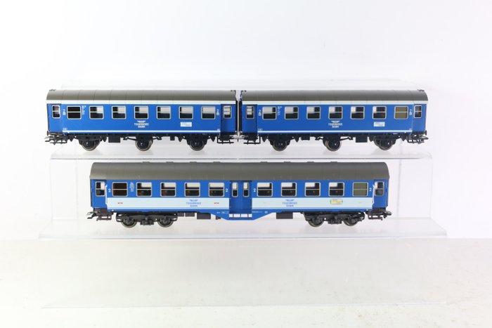 Preview of the first image of Märklin H0 - 4289 - Passenger carriage set - 3-part set of rebuild carriages - Tegernsee-Bahn.