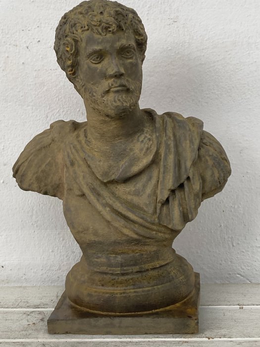Preview of the first image of Sculpture, Bust Roman emperor Hadrian - Cast Stone - 21st century.