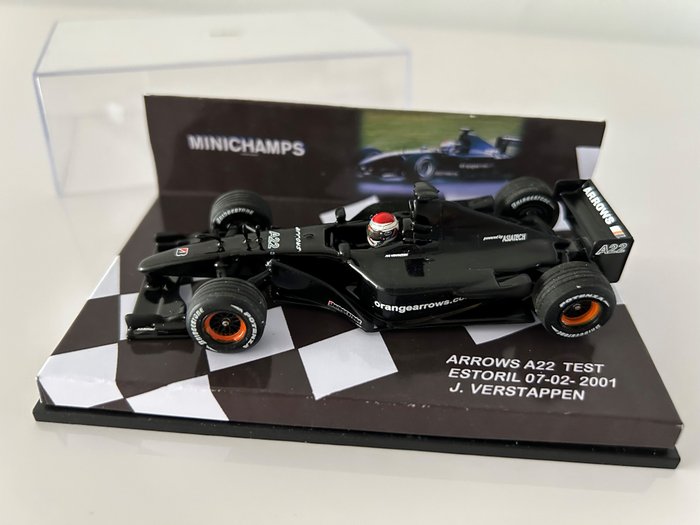 Preview of the first image of MiniChamps - 1:43 - Jos Verstappen Arrows A22 Test shakedow versie.