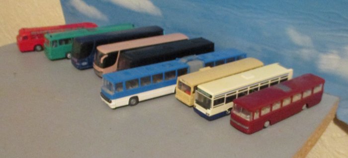 Preview of the first image of verschiedene Hersteller - 1:87 - Bus.