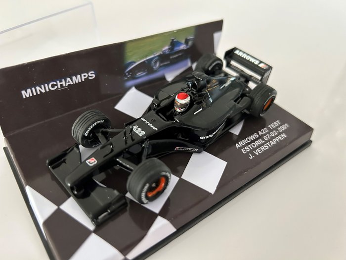 Image 3 of MiniChamps - 1:43 - Jos Verstappen Arrows A22 Test shakedow versie