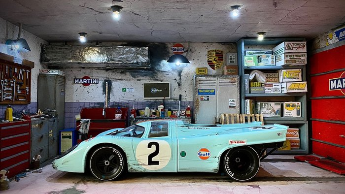 Image 2 of CMR Replicas - 1:18 - Porsche 917K Winner Daytona 1970 - Garage dioramas