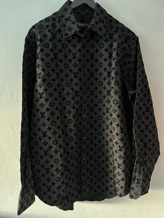 Louis Vuitton Shirt - Catawiki