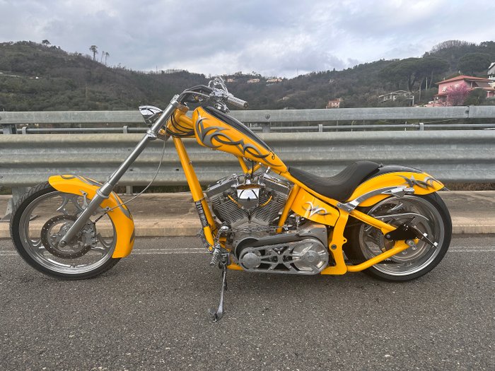 Preview of the first image of BIG DOG - Chopper - 2100cc cc - 2003.