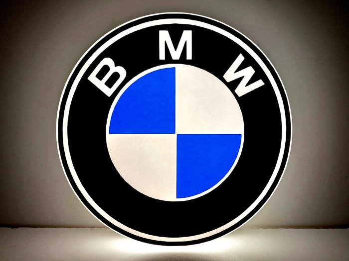 Preview of the first image of Sign - BMWIlluminated lightbox dimmable cold/warm Light. - BMW - After 2000.