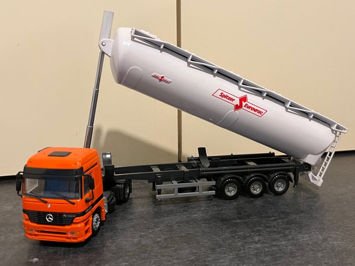 Preview of the first image of Joal - 1:50 - Mercedes Benz Actros Joal 1840 Spitzer - Bulk trailer.