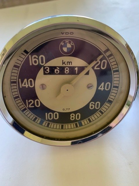 Image 2 of Dashboard-instrument - R69 /700 - BMW - 1960-1970