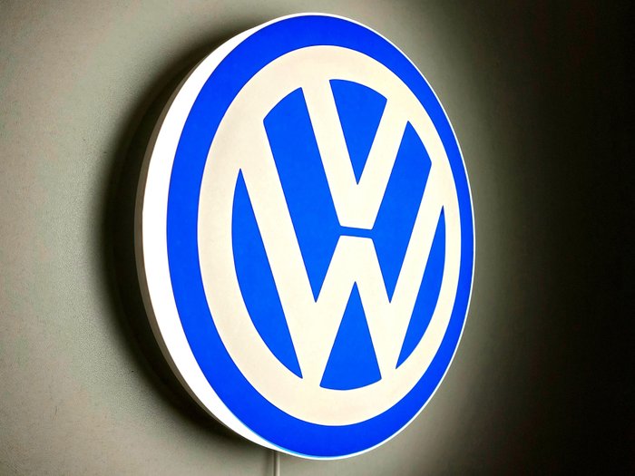 Image 2 of Sign - Volkswagen Illuminated lightbox dimmable warm/cold light - Volkswagen - After 2000