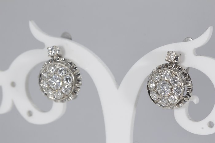 Image 3 of 18 kt. White gold - Earrings Diamond - Diamonds