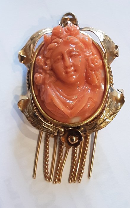 Preview of the first image of Trapanese Sicilia - 18 kt. Yellow gold - Brooch, Pendant Coral.