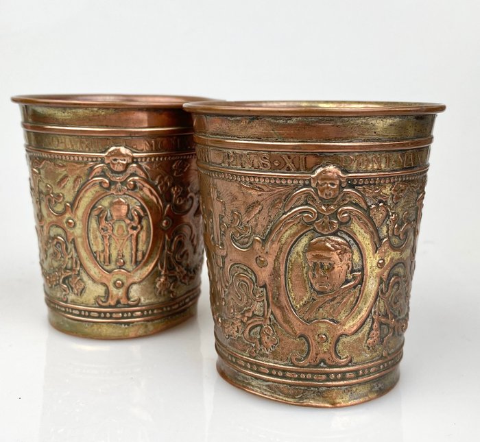Preview of the first image of glasses (2) - Copper, metal - Early 20th century.