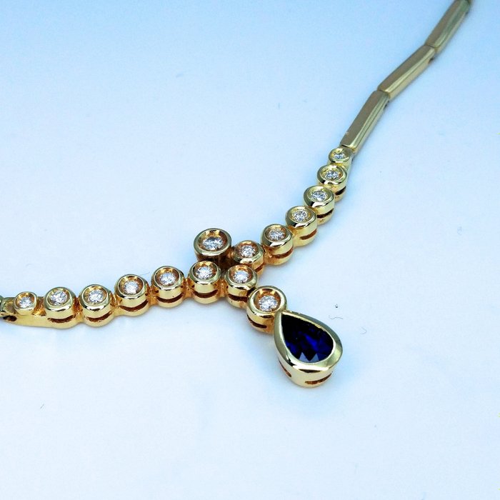 Image 3 of 18 kt. Yellow gold - Necklace, Necklace with pendant - 0.83 ct Sapphire - Diamonds