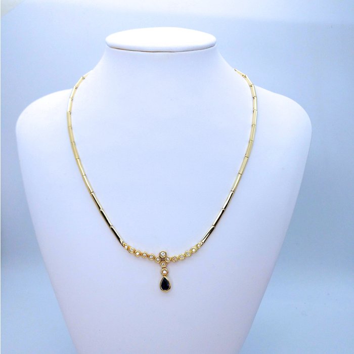 Image 2 of 18 kt. Yellow gold - Necklace, Necklace with pendant - 0.83 ct Sapphire - Diamonds