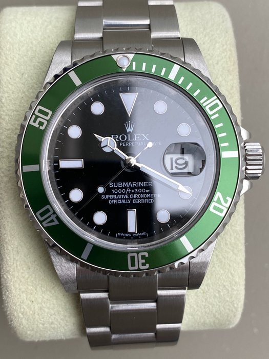 Preview of the first image of Rolex - Submariner Date "Kermit" - 16610LV - Men - 2008.