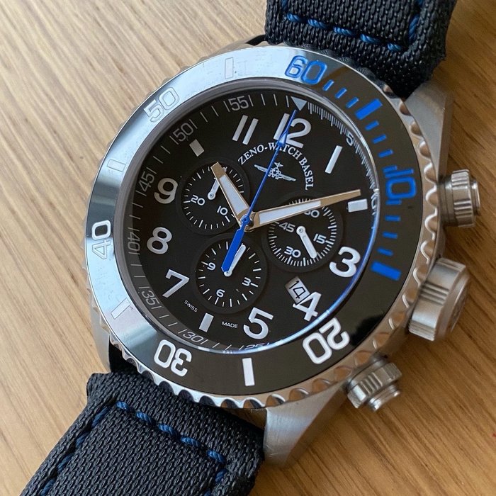 Image 3 of Zeno-Watch Basel - Diver Chronograph 20 atm - 6492 - Men - 2011-present