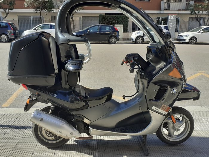 Preview of the first image of BMW - C1 Executive - 125 cc - 2001.
