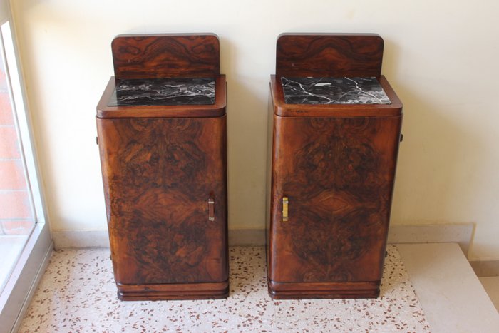 Image 2 of Pair of full-bodied Art Deco bedside tables veneered in olive briar and portoro marble