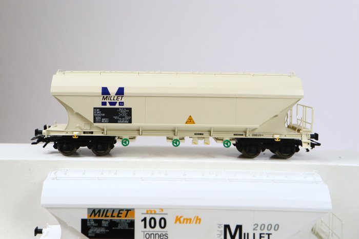 Image 2 of Märklin H0 - 46323 - Freight wagon set - Three silo wagons - SBB, SNCF