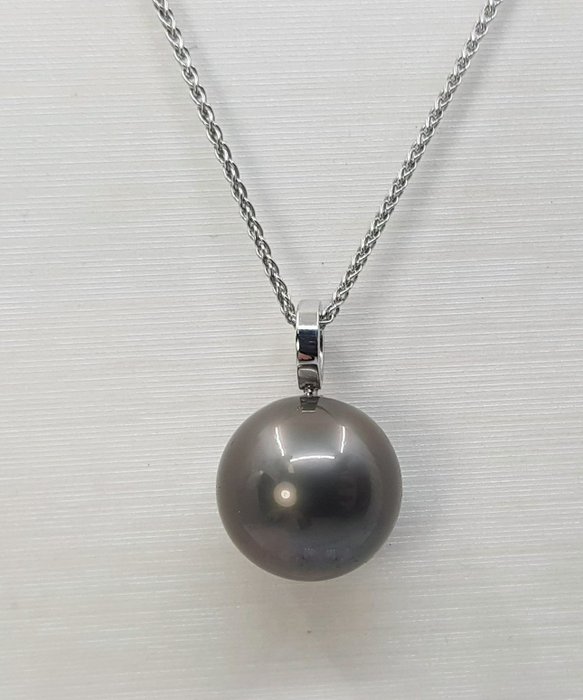Preview of the first image of No reserve - 11x12mm Round - 925 Silver, Tahitian pearl - Pendant.