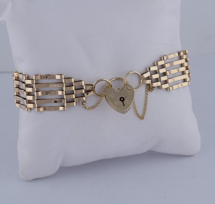 Preview of the first image of 9 kt. Yellow gold - Bracelet.