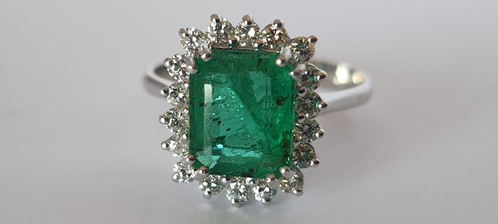 Image 2 of 18 kt. White gold - Ring - 1.50 ct Emerald