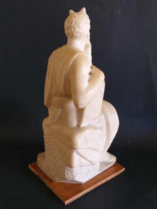Image 3 of Sculpture, Moses with the tablets of the law - Alabaster, Wood - Late 19th century