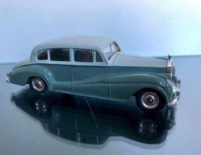 Image 3 of Dinky Toys - 1:43 - ref. 150 Rolls Royce Silver Wraith - Original Model and Box