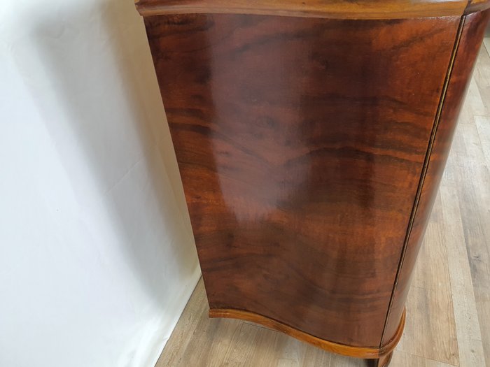Image 3 of Art Deco sideboard in walnut and maple