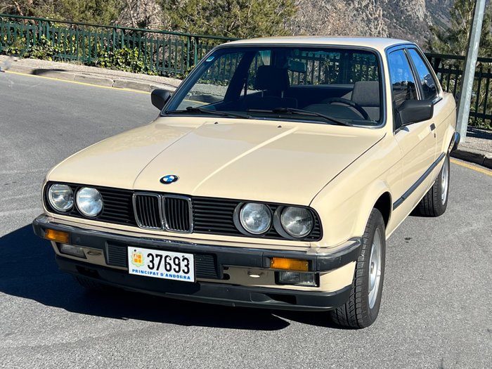 BMW - 318i - 1984