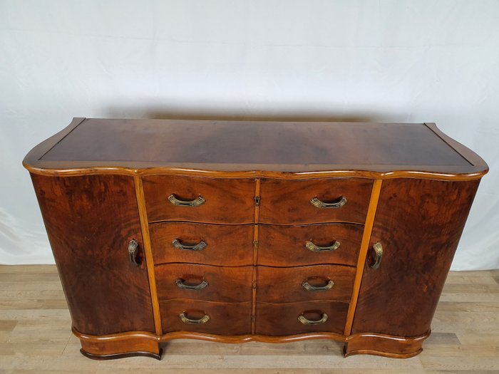 Image 2 of Art Deco sideboard in walnut and maple