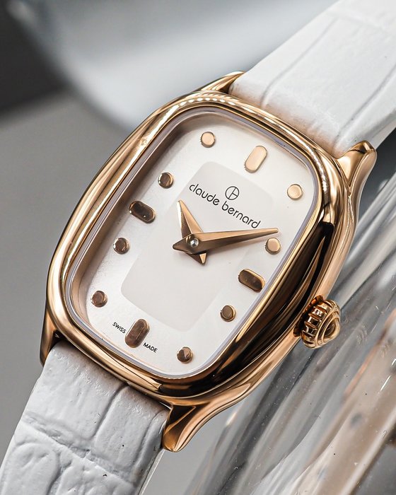 Preview of the first image of Claude Bernard - Ladies Classic - "NO RESERVE PRICE" - 20218 37R AIR - Women - 2011-present.