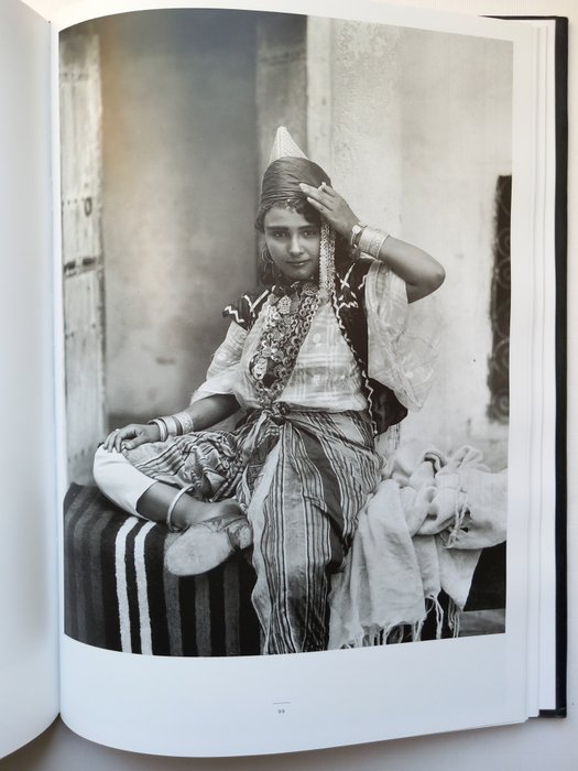 Preview of the first image of L.Borchardt/E. Ricke/C.Taraud - Egitto/Mauresques – Femmes Orientales dans la photographie colonial.