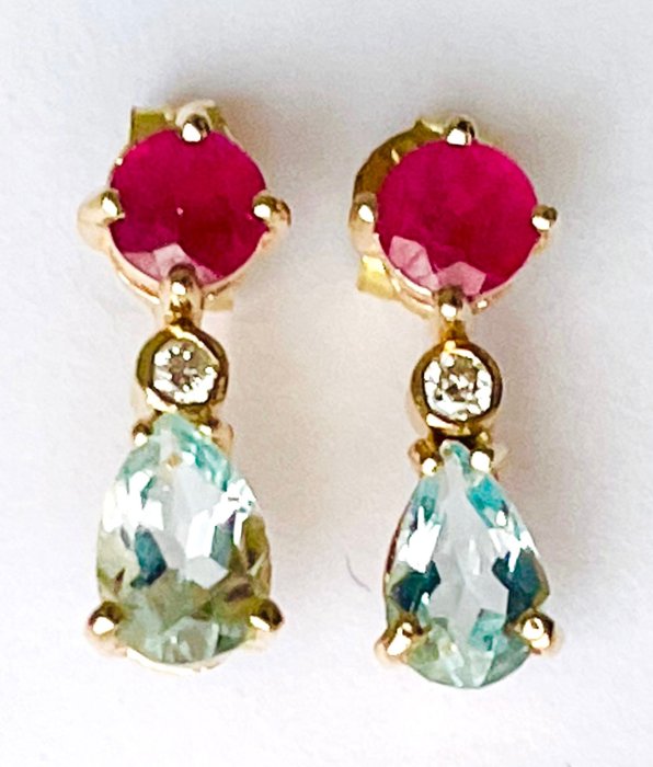 Preview of the first image of 14 kt. Yellow gold - Earrings - 0.60 ct Ruby - diamonds and aquamarines.