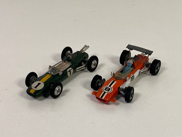 Preview of the first image of Corgi - 1:43 - 2x Lotus Climax Formula 1.