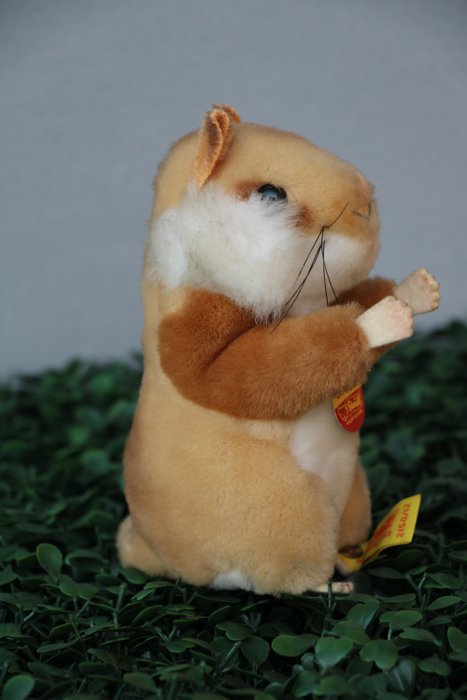 Preview of the first image of Steiff - EAN 2150/12 - Hamster Goldie - 1980-1989 - Germany.