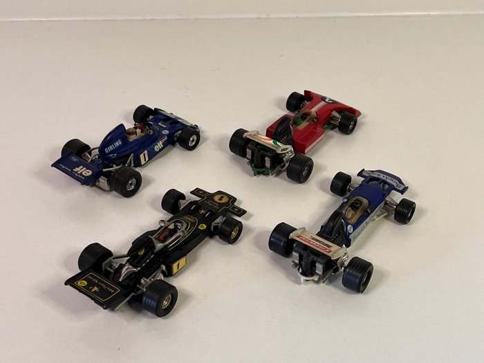 Image 2 of Corgi - 1:36 - Whizzwheels Formel 1 - John Player Special F1, Surtess TS.9B-F1, Tyrell-Ford 006/2,