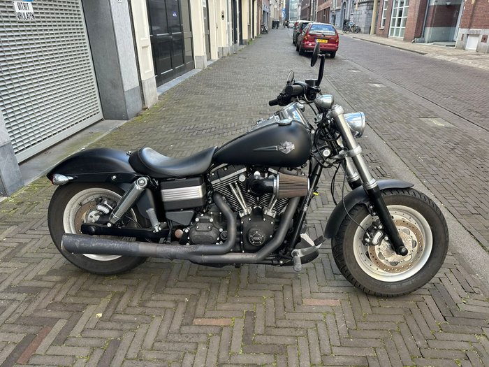 Preview of the first image of Harley-Davidson - Fat Bob - 2013.