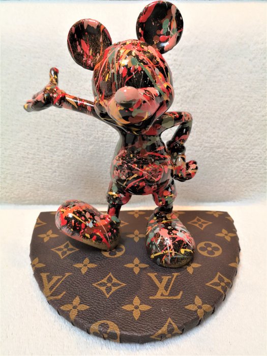mickey mouse lv