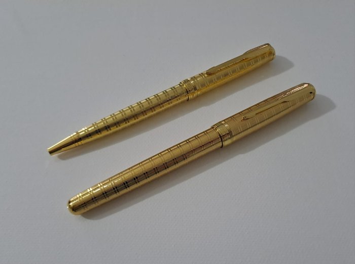 Parker - Set penne Parker con pennino in oro 18 k - 750 - Catawiki