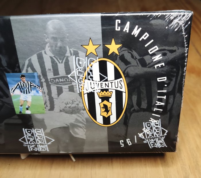 1994/95 Upper Deck Juventus Campione d'Italia - Versiegelte Schachtel mit 92 Karten – komplett neues Set